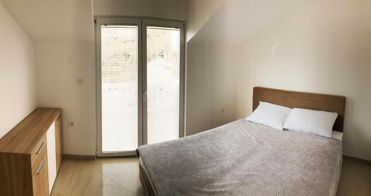 Apartmán Viktor Herceg Novi Exteriér fotografie