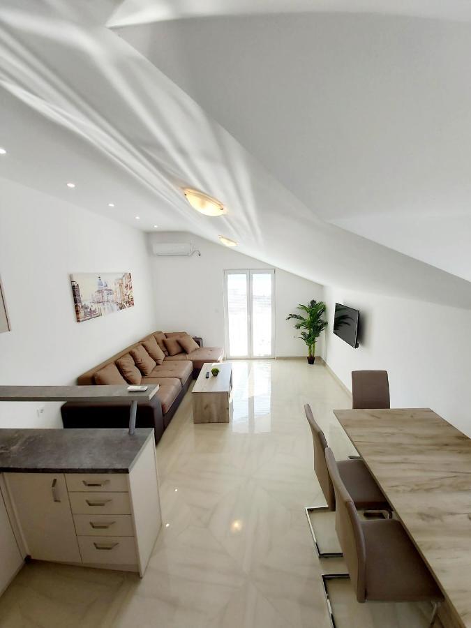 Apartmán Viktor Herceg Novi Exteriér fotografie