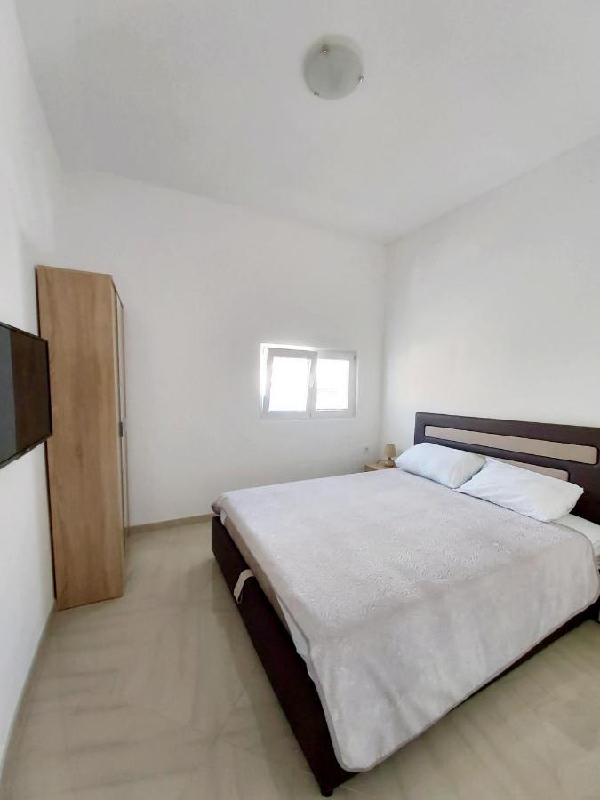 Apartmán Viktor Herceg Novi Exteriér fotografie